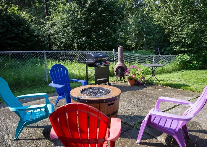 The Mint Cottage With Garden
