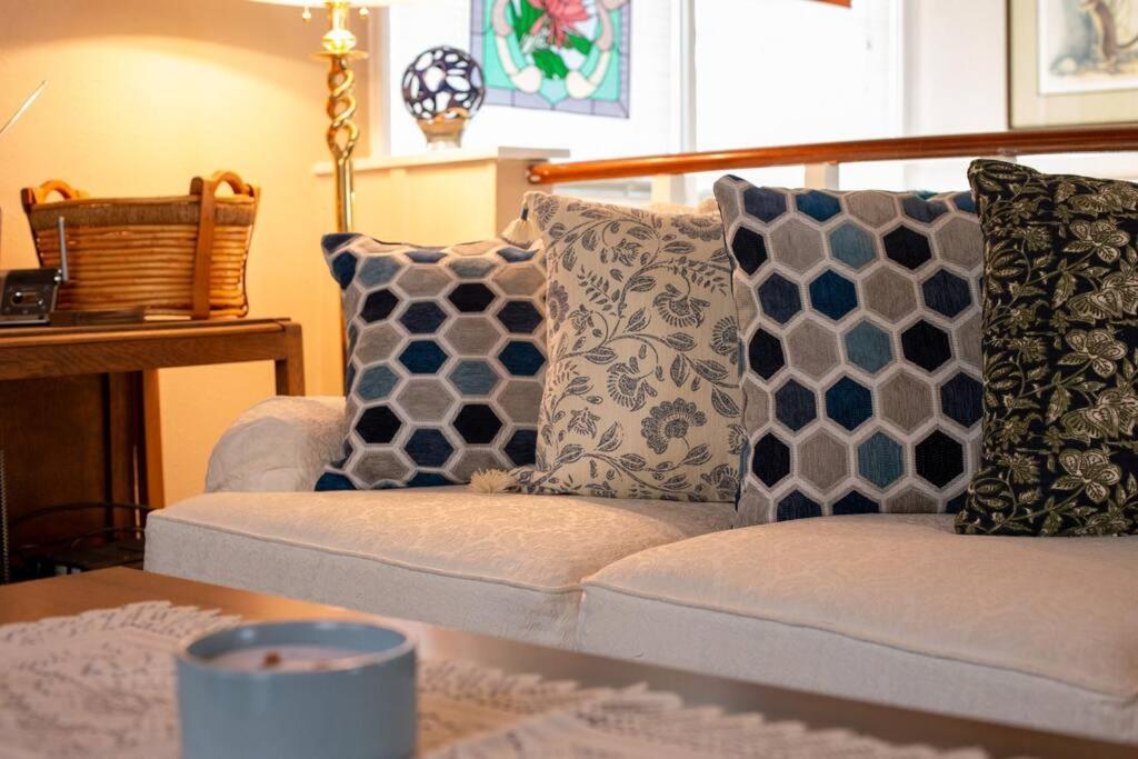Holiday home The Mint With Garden Anchorage